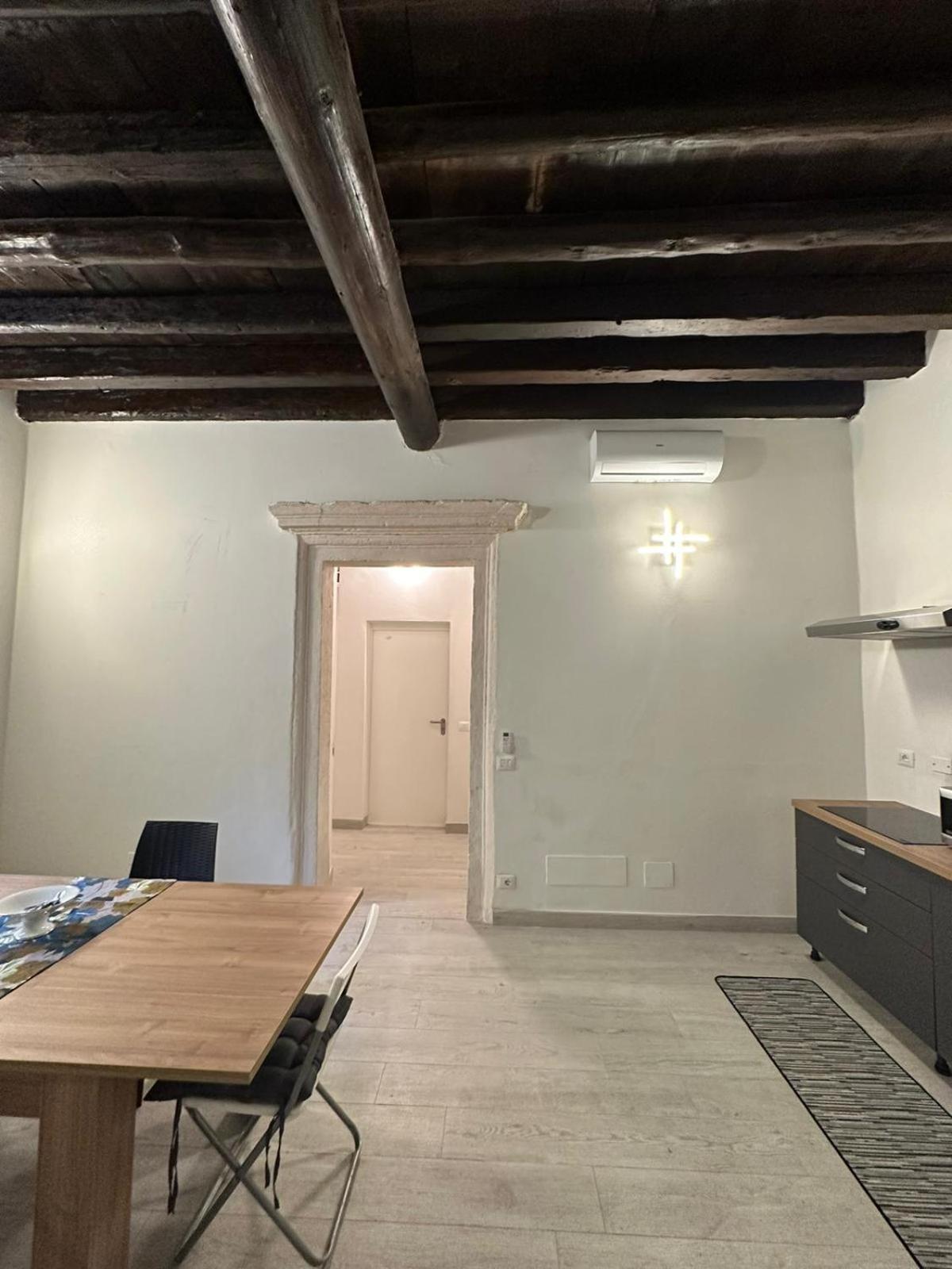 Al Campanile Leilighet Verona Eksteriør bilde